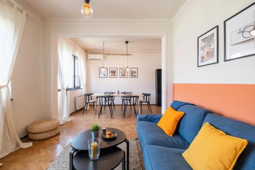 Orange friendly apartment near Vitosha blvd by Flat Manаger, Sofia (Foto 6)