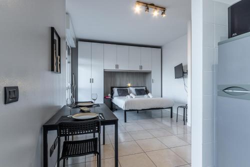 Cosenz Charme Apartment, Milano
