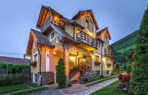 A szálláshely kívülről, Pensiunea Casa Loloiu in Gura Raului