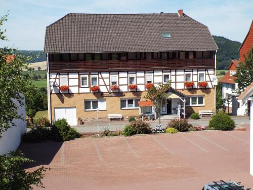 Hotel garni Zum Reinhardswald in Gewissenruh, Deutschland