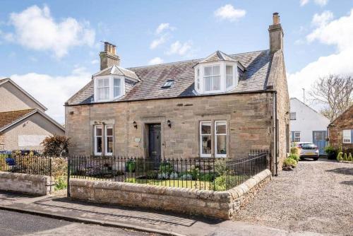 Daisybank Kingsbarns - Beautiful 3 Bedroom Cottage