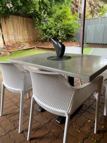 Creek Front House in Modbury