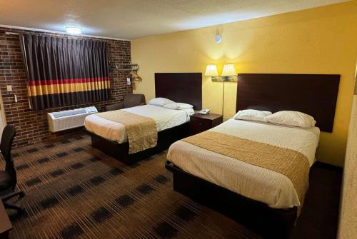 2 double beds
