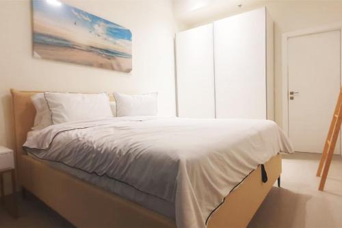 Spacious New 1BD Levinski Florentin Spacious New 1BD Levinski Florentin