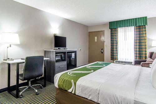 Quality Inn Savannah I-95 - image 3