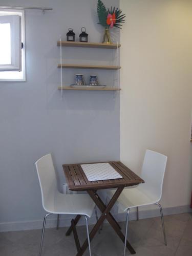 Studio avec cour exterieure aux portes de Paris in Bagnolet