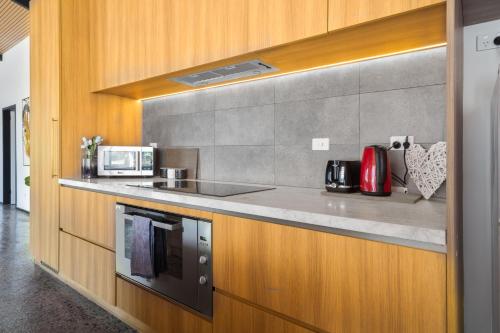 Cocina, Shed House Lux Farm Stay in Buninyong