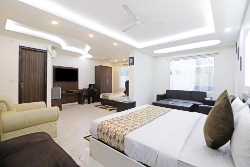 HOTEL MAYDA PRIME Near Delhi Airport photo 2
