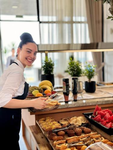 طعام و مشروبات, The New Hotel Mediteran - VILLA Edition in اولسينج