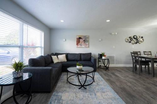 Private Heated SaltWater Pool and Spa 3-bdrm Home in Harbor Bluffs in Indian Rocks Beach