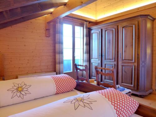 Holiday Home Chalet Zun by Interhome