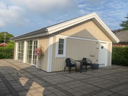 Holiday Home Alwina - 1-5km from the sea in NW Jutland by Interhome