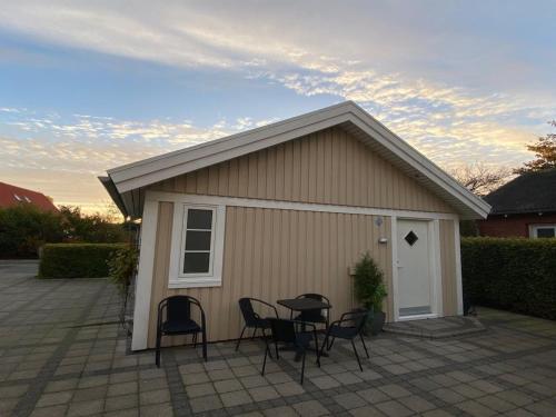 Holiday Home Alwina - 1-5km from the sea in NW Jutland by Interhome