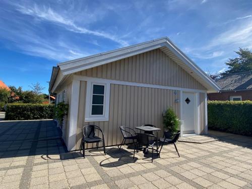 Holiday Home Alwina - 1-5km from the sea in NW Jutland by Interhome