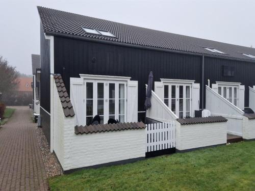 Apartment Milly - 150m to the inlet in NW Jutland by Interhome
