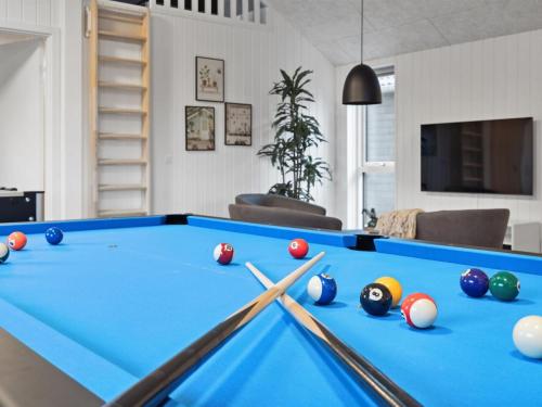 Holiday Home Indira - 350m from the sea in Western Jutland by Interhome