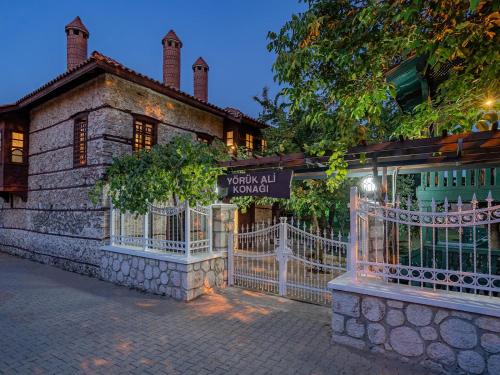 . Yörük Ali Konağı