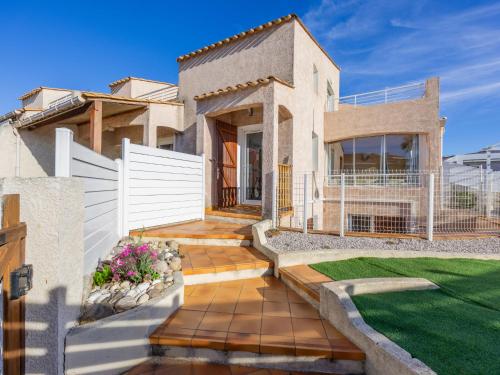 Holiday Home Rochelongue by Interhome near Les Vagues