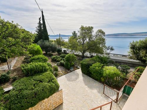 Apartment Ana-2 by Interhome - Location saisonnière - Starigrad-Paklenica