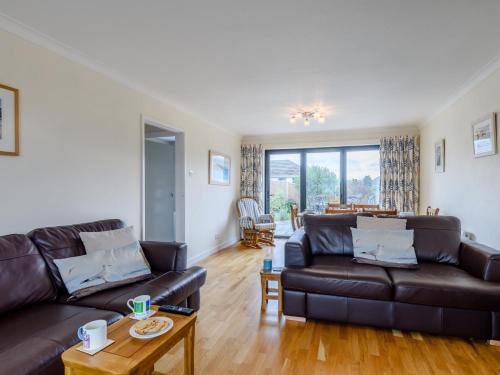 3 Bed in Swanage 79405