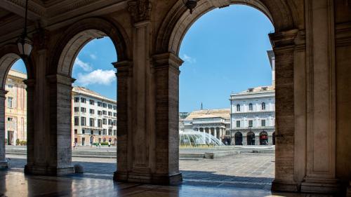 La Piazzetta Rooms - image 10