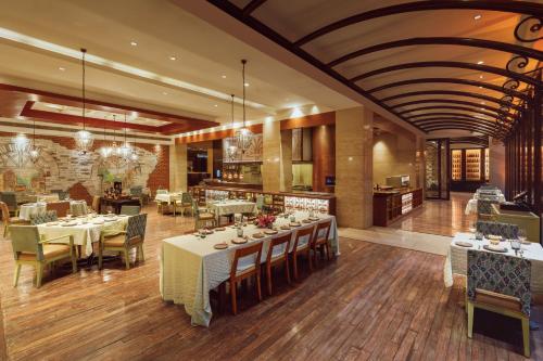 מסעדה, Hyatt Regency Pune in פונה