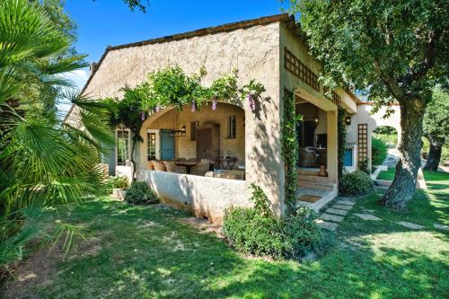 Exterior view, Villa Quercia Grand Confort dans Oasis de Calme in L'Escaillon