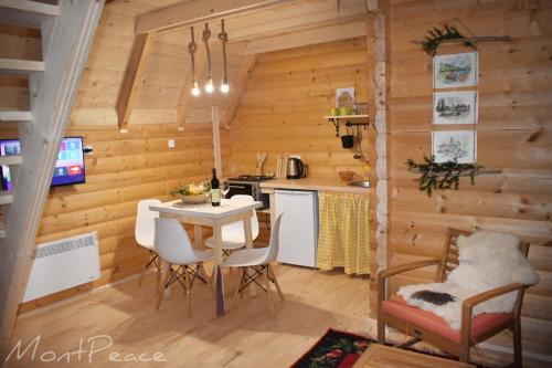 Dotări, A-frame Apartments Mont Peace in Smailagića Polje