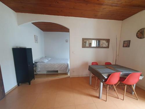 . Appartement meublé centre ville NYONS