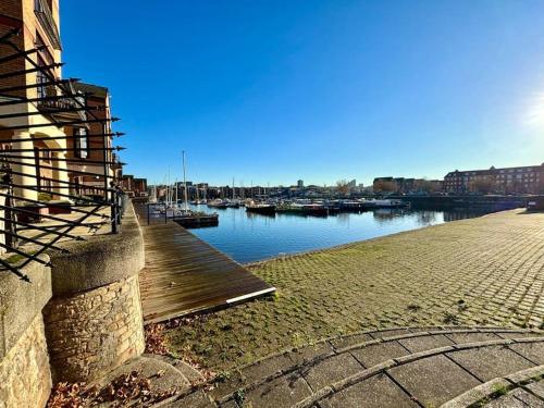 Entire Town House In Liverpool Marina, Liverpool (zdjęcie 10)