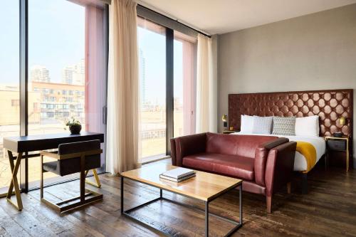 The Williamsburg Hotel - image 8