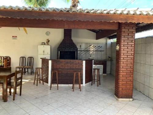 Apartamento 2 Quartos a 5 minutos a pé da Praia da Enseada (Apartamento 2 Quartos a 5 minutos a pe da Praia da Enseada) in Tortuga