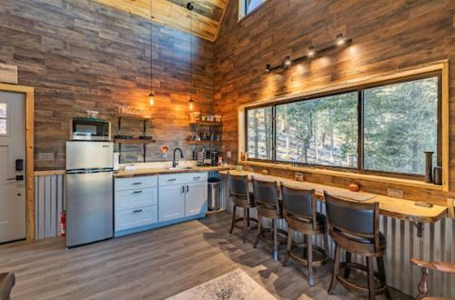 RidgeWalk Treehouse in Angel Fire, USA