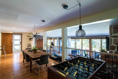 Iekārtas, Eko Eau Chalet An Outstanding view that will delight you in Seintadolfa Dovarda (QC)