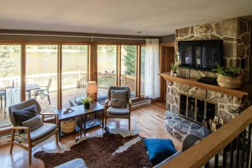 Iekārtas, Eko Eau Chalet An Outstanding view that will delight you in Seintadolfa Dovarda (QC)