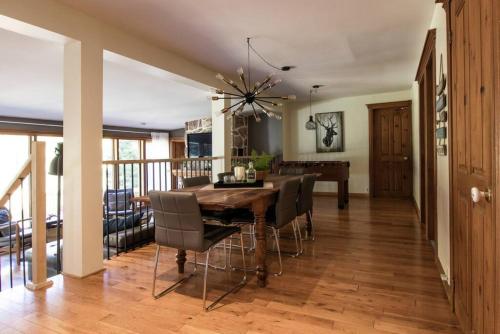 Iekārtas, Eko Eau Chalet An Outstanding view that will delight you in Seintadolfa Dovarda (QC)