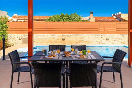 Two Villas Side by Side with 2 privates pools Two Villas Side by Side with 2 privates pools