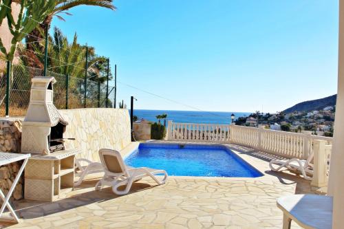Three-Bedroom Villa image 4