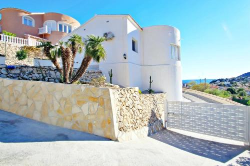 Three-Bedroom Villa image 3