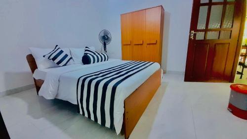 Deluxe Double Room with Balcony image 10