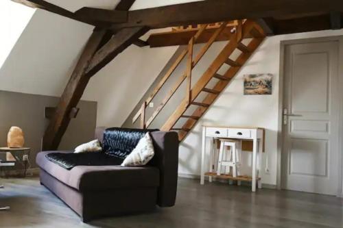 Grand Appartement chaleureux in Champagne-sur-Vingeanne