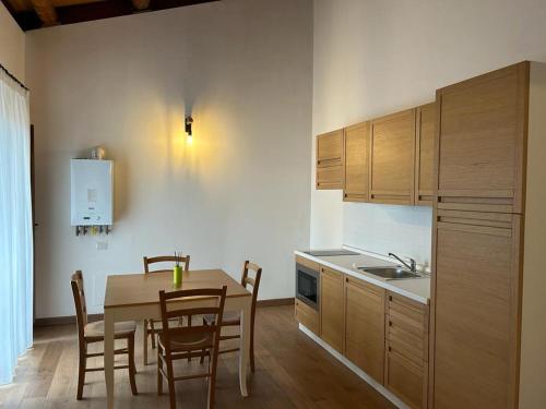 Il Borgo dei Normanni in Коліано