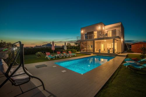 Villa Stefanja kids friendly with sea view near Fažana - image 5