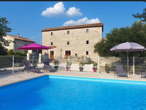 Mas de caractère en Zone Natura 2000 avec Jacuzzi et Hammam gîte à louer Seynes