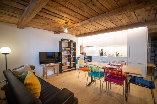 Patogumai, Chasa Bijou in Ftanas