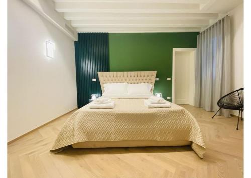 Sweet Time Venice, Luxury San Marco Frezzaria apt!, Venice
