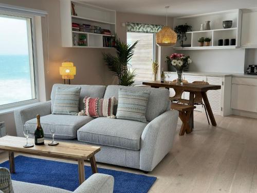 Aggie Beach Apartment