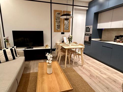 APARTAMENTO CALLE ALCALA, Madrid