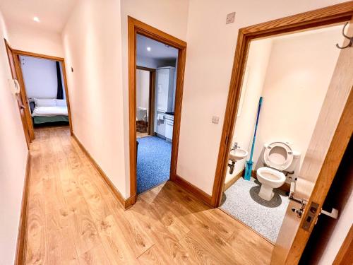 Excellent Entire Apartment Between St Pauls Cathedral and Covent Garden, Londres (photo 9)