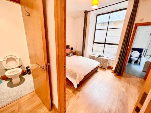 Excellent Entire Apartment Between St Pauls Cathedral and Covent Garden, Londres (photo 10)